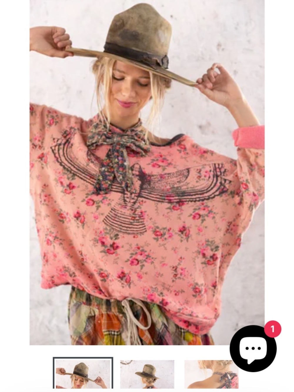Magnolia Pearl Floral
Hawk Richi Sweatshirt